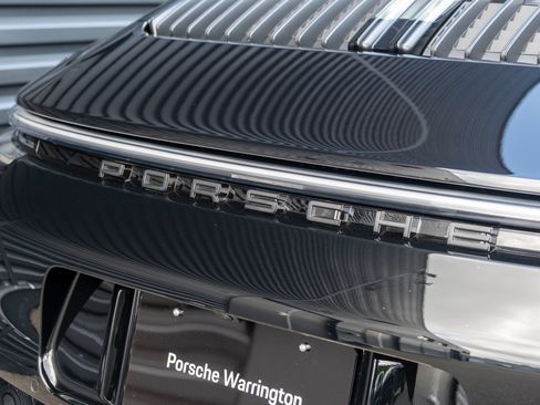 Certified 2022 Porsche 911 Targa 4 GTS AWD/4WD image 20