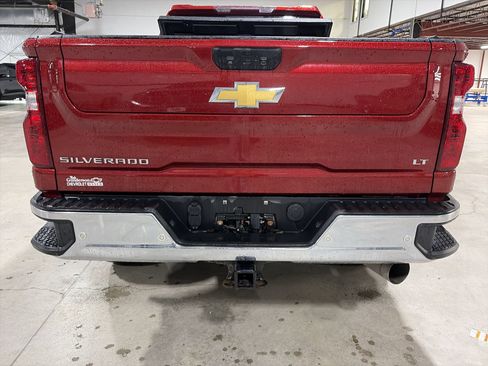Used 2022 Chevrolet Silverado 3500 LT w/ Convenience Package AWD/4WD image 33
