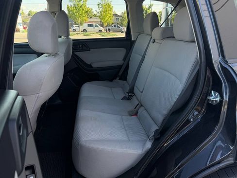 Used 2015 Subaru Forester 2.5i Premium AWD/4WD image 19