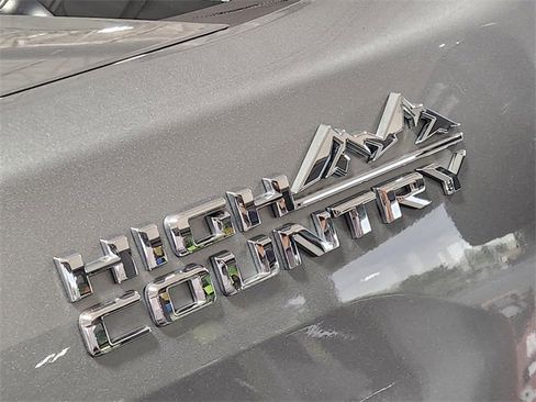Used 2024 Chevrolet Silverado 2500 High Country w/ High Country Premium Package AWD/4WD image 10