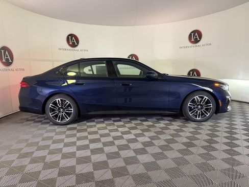 New 2026 BMW 530i xDrive w/ M Sport Package image 10