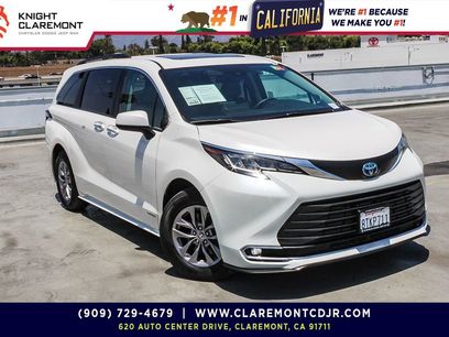 Used 2021 Toyota Sienna XLE w/ XLE Plus Package