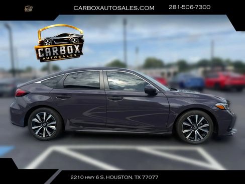 Used 2024 Honda Civic EX-L image 6