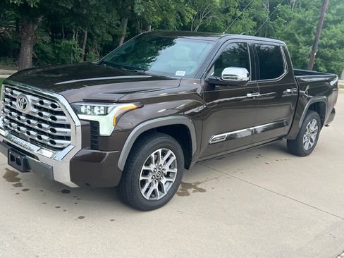 Used 2022 Toyota Tundra 1794 Edition RWD image 5