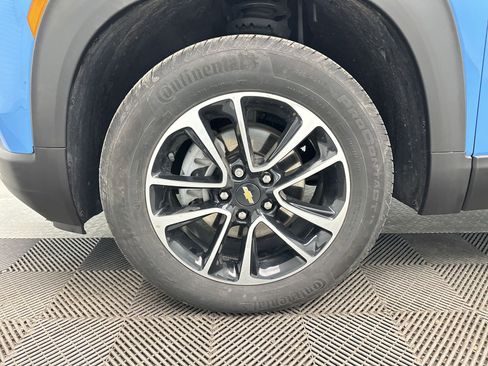 Certified 2024 Chevrolet TrailBlazer LT w/ LT Cold Weather Package image 11