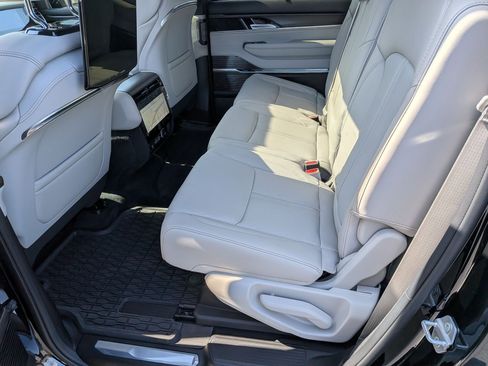 New 2026 Jeep Grand Wagoneer Summit AWD/4WD image 25