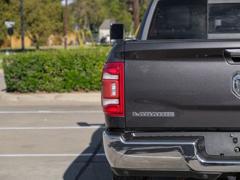 Used 2020 RAM 2500 Laramie image 44