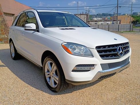 Used 2015 Mercedes-Benz ML 350 2WD image 2