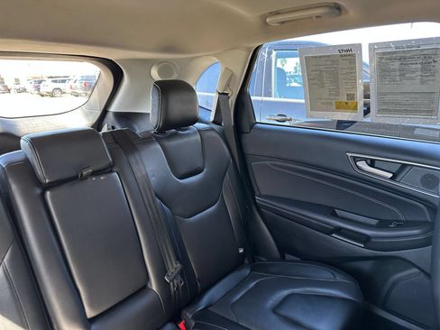Used 2022 Ford Edge Titanium w/ Equipment Group 301A AWD/4WD image 40