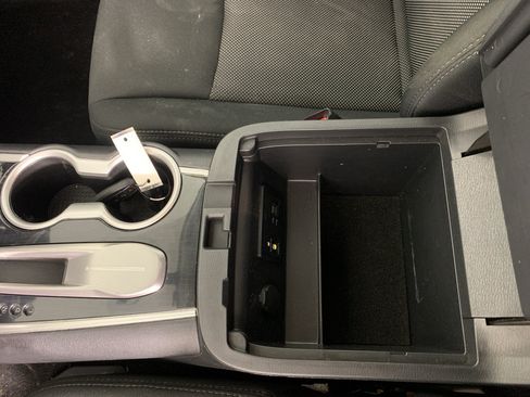 Used 2020 Nissan Pathfinder SV FWD image 28