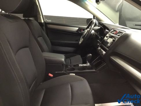 Used 2017 Subaru Legacy 2.5i Premium AWD/4WD image 36