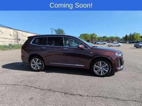 Used 2023 Cadillac XT6 Premium Luxury AWD/4WD image 7