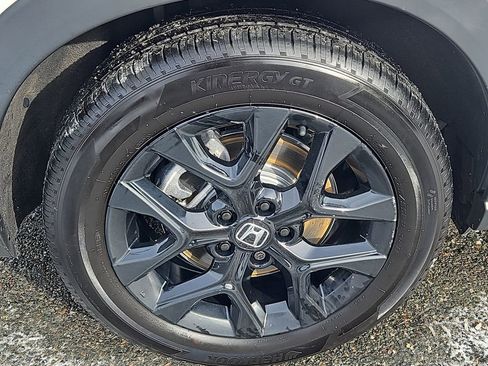 Used 2024 Honda HR-V Sport image 9