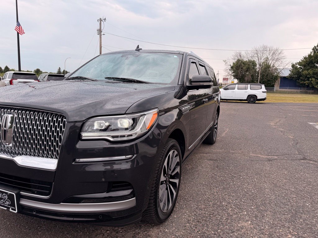 Used 2022 Lincoln Navigator L Reserve AWD/4WD image 15
