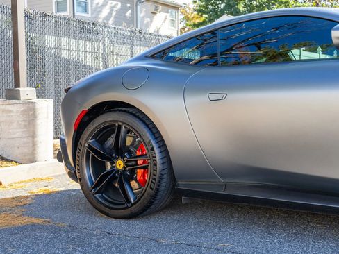 Used 2024 Ferrari Roma image 39
