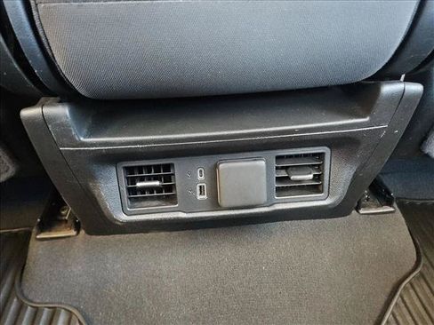 Used 2025 Chevrolet Silverado 1500 LT AWD/4WD image 17