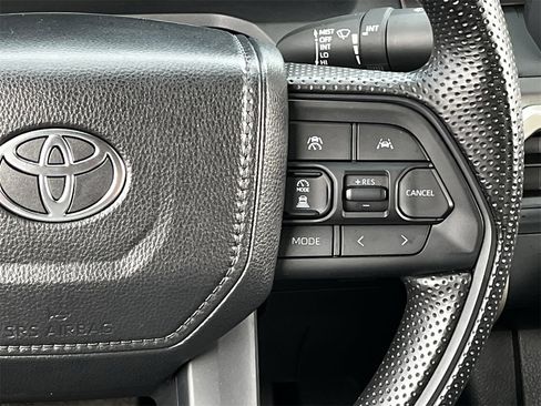 Used 2025 Toyota Tacoma SR5 image 14