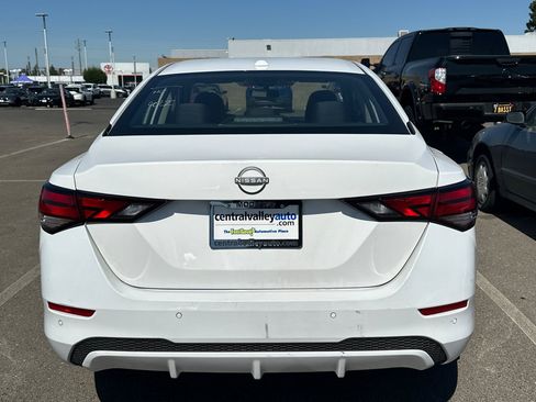Certified 2025 Nissan Sentra SV FWD image 6