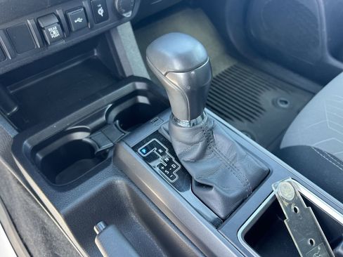 Used 2023 Toyota Tacoma TRD Off-Road AWD/4WD image 26