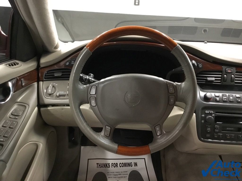 Used 2000 Cadillac De Ville DHS w/ Safety/Security Pkg FWD image 44