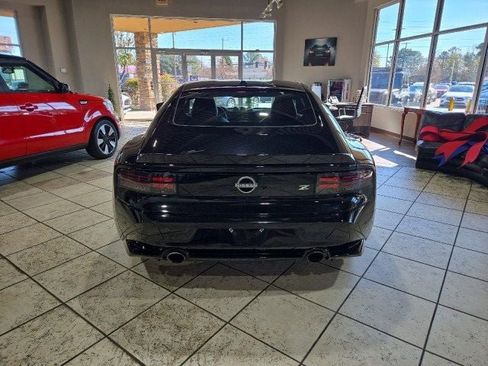 Used 2024 Nissan Z Performance w/ Floor Mat Package image 6