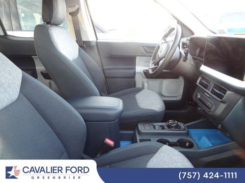 Used 2026 Ford Maverick XLT AWD/4WD image 9