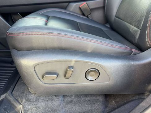 Used 2024 Chevrolet Traverse RS w/ LPO, Floor Liner Package AWD/4WD image 20
