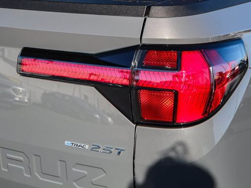 Certified 2023 Hyundai Santa Cruz Night image 10