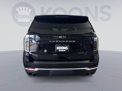 Used 2025 Chevrolet Suburban High Country w/ Sun And Tow Package AWD/4WD image 5