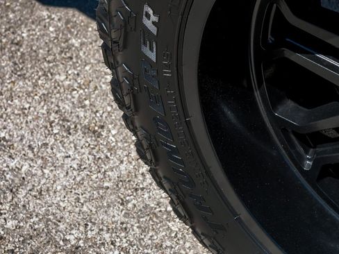 Used 2022 Chevrolet Silverado 2500 LTZ w/ LTZ Plus Package image 67