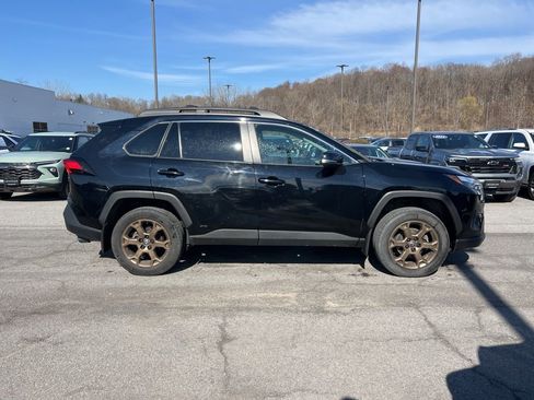Used 2023 Toyota RAV4 AWD Hybrid image 6