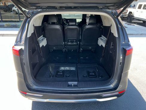 Used 2024 Kia Carnival SX Prestige FWD image 36