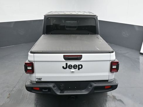 Used 2022 Jeep Gladiator Sport image 30