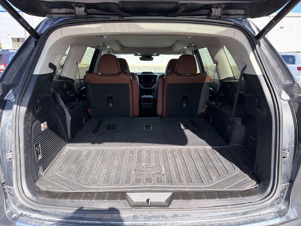 Used 2024 Subaru Ascent Touring w/ Popular Package #2 AWD/4WD image 32