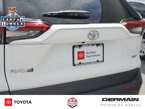 Used 2025 Toyota RAV4 XLE w/ Convenience Package FWD image 17