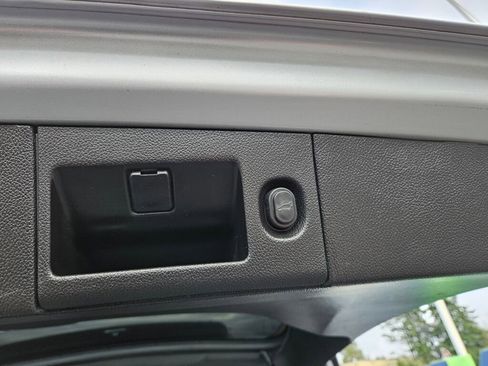 Used 2017 Chevrolet Tahoe Premier image 11