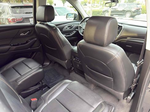 Used 2019 Chevrolet Traverse LT w/ LPO, Floor Liner Package image 78
