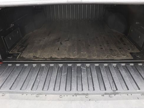 Used 2017 Toyota Tacoma SR w/ Tow Package image 11