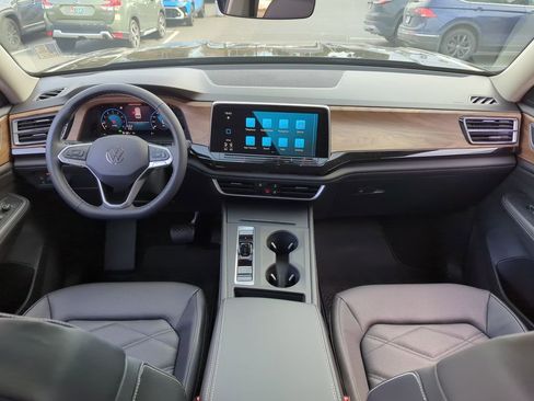 New 2026 Volkswagen Atlas SE image 22