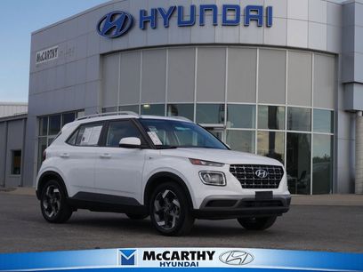 Used 2025 Hyundai Venue SEL