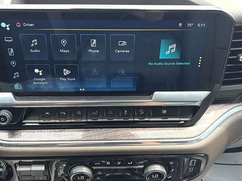 Certified 2024 Chevrolet Silverado 1500 LTZ image 30