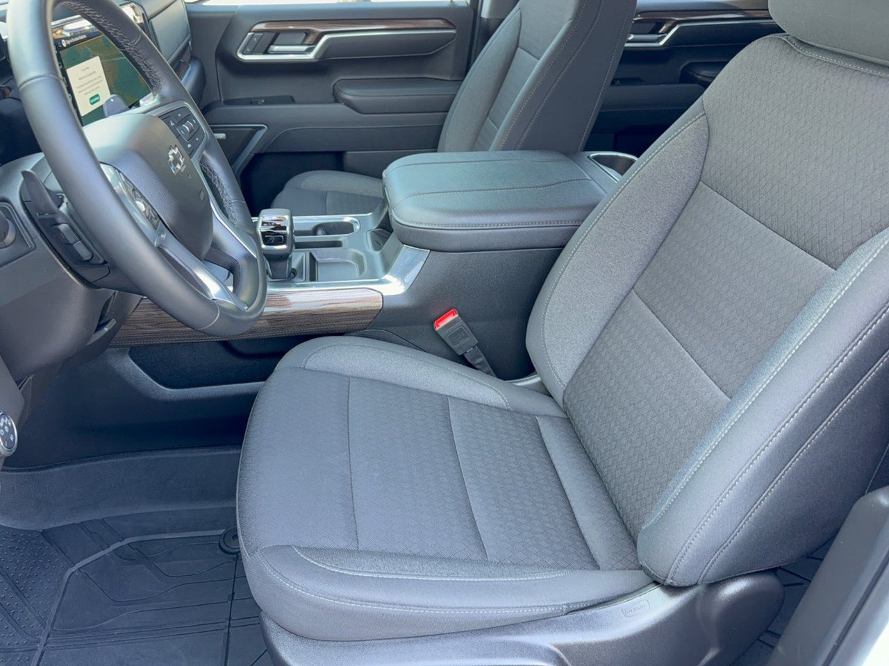 Used 2025 Chevrolet Silverado 1500 RST w/ Texas Edition Plus RWD image 5