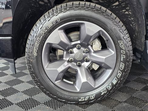 Used 2022 Chevrolet Silverado 1500 RST AWD/4WD image 11