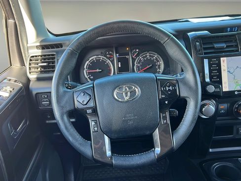 Certified 2021 Toyota 4Runner TRD Off-Road Premium w/ Moonroof Package AWD/4WD image 14