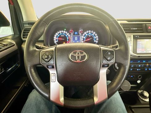 Used 2019 Toyota 4Runner Limited AWD/4WD image 13