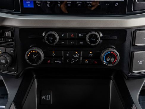 Used 2026 Ford F250 XLT w/ XLT Premium Package image 27