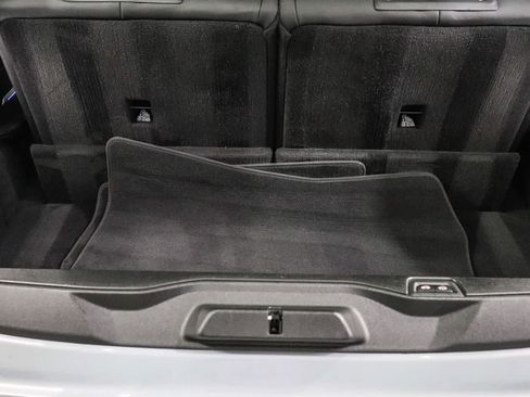 Used 2025 BMW X7 xDrive40i w/ M Sport Package AWD/4WD image 28