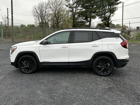 Used 2024 GMC Terrain SLT w/ Tech Package AWD/4WD image 5