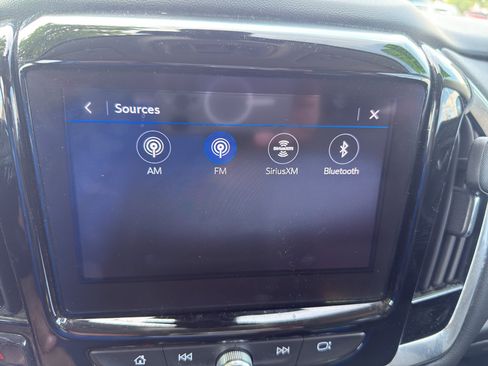 Used 2021 Chevrolet Traverse Premier w/ Redline Edition AWD/4WD image 27