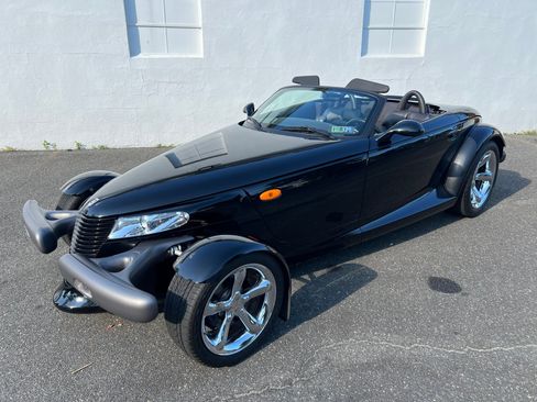 Used 1999 Plymouth Prowler image 2